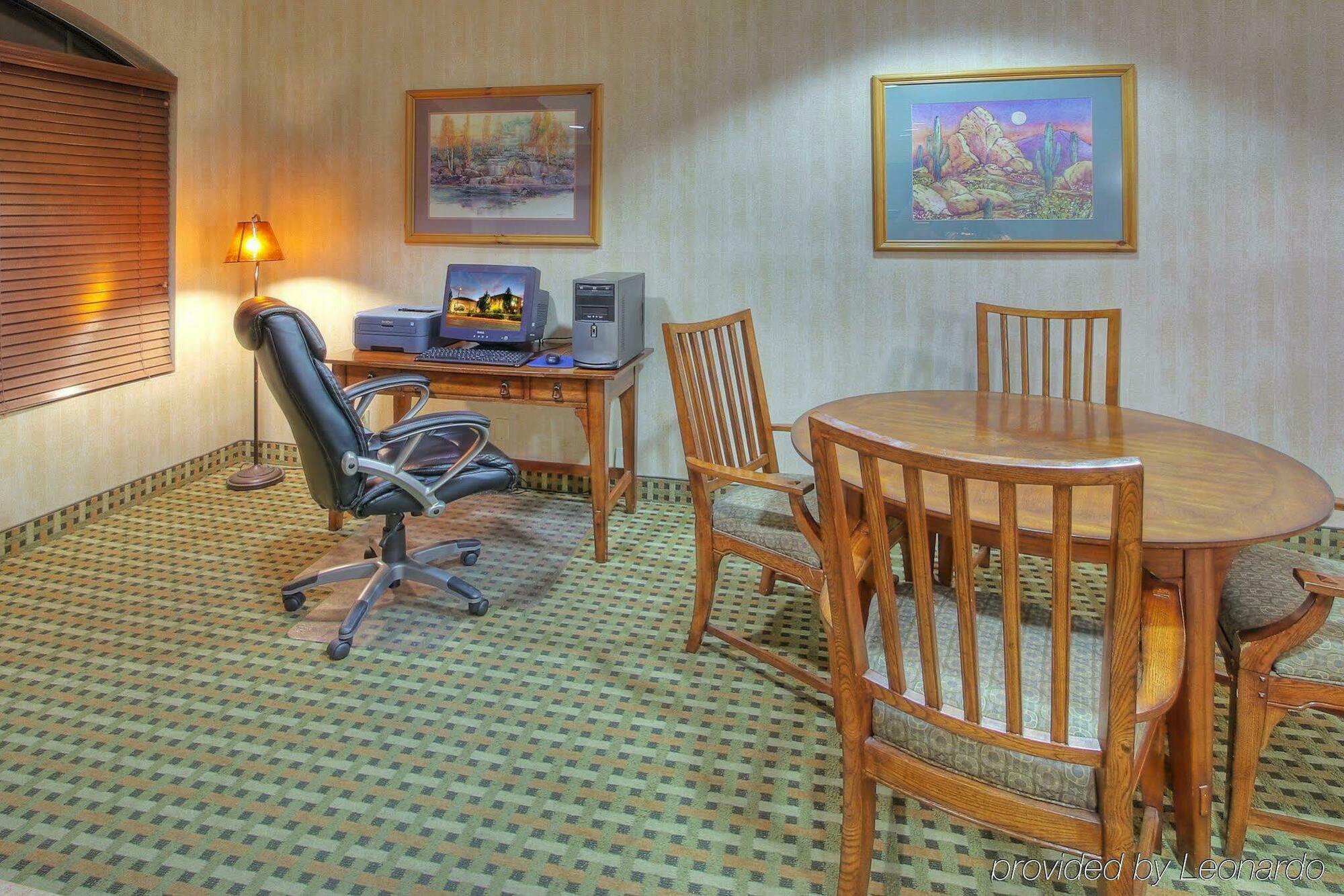 Baymont By Wyndham Roswell Hotel Bagian luar foto