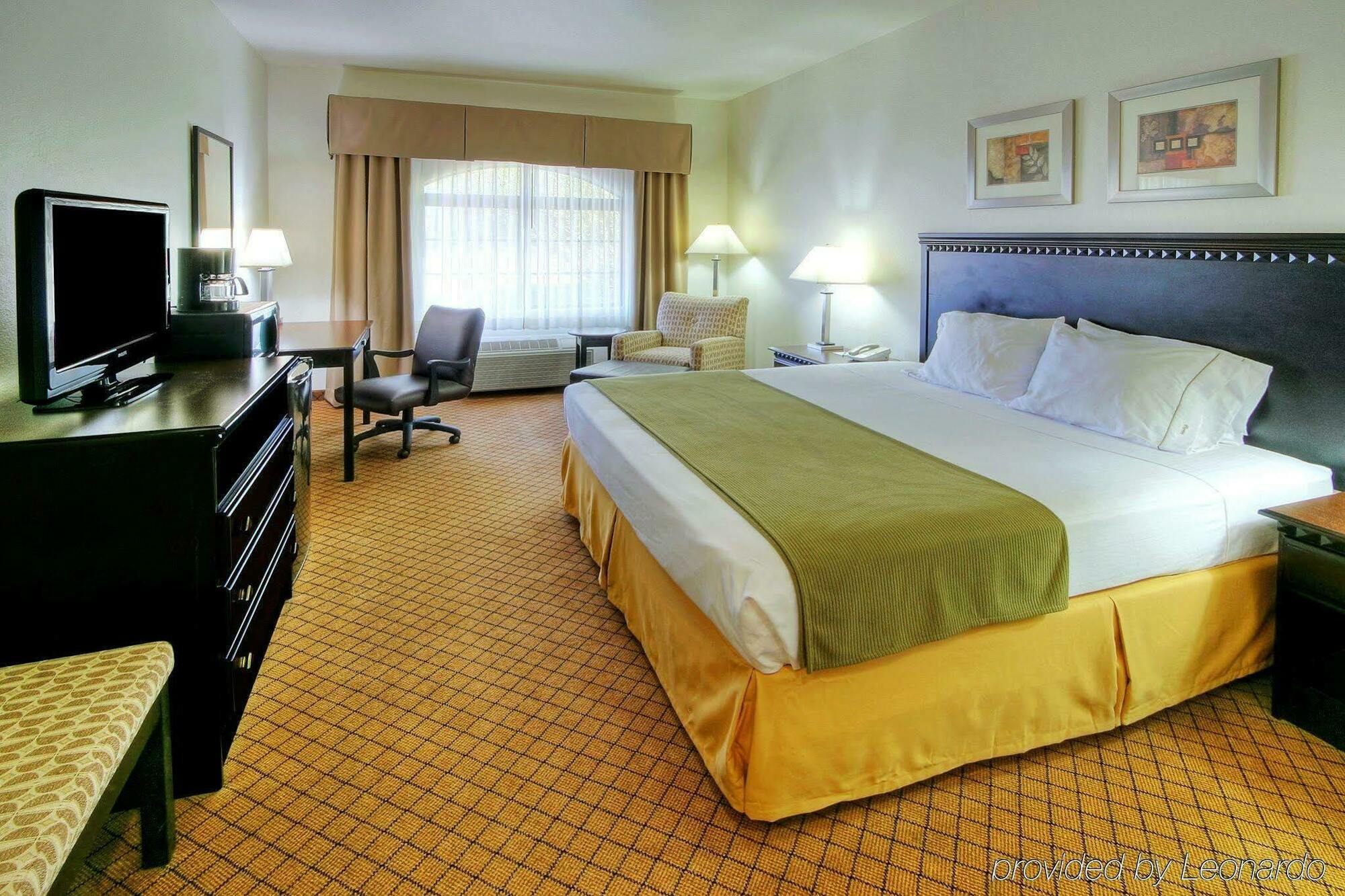 Baymont By Wyndham Roswell Hotel Bagian luar foto